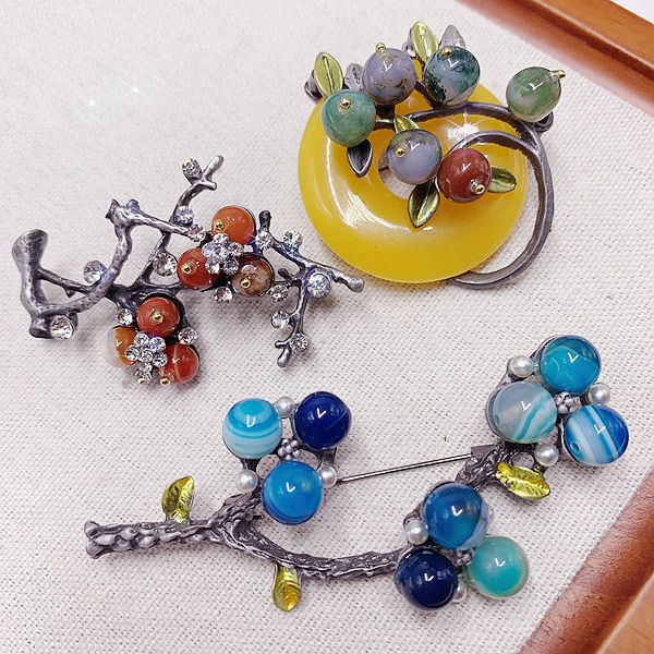 20PCS Elegant Aesthetic Mystic Brooch Random Mixed Natural Stone Jewelry Lot