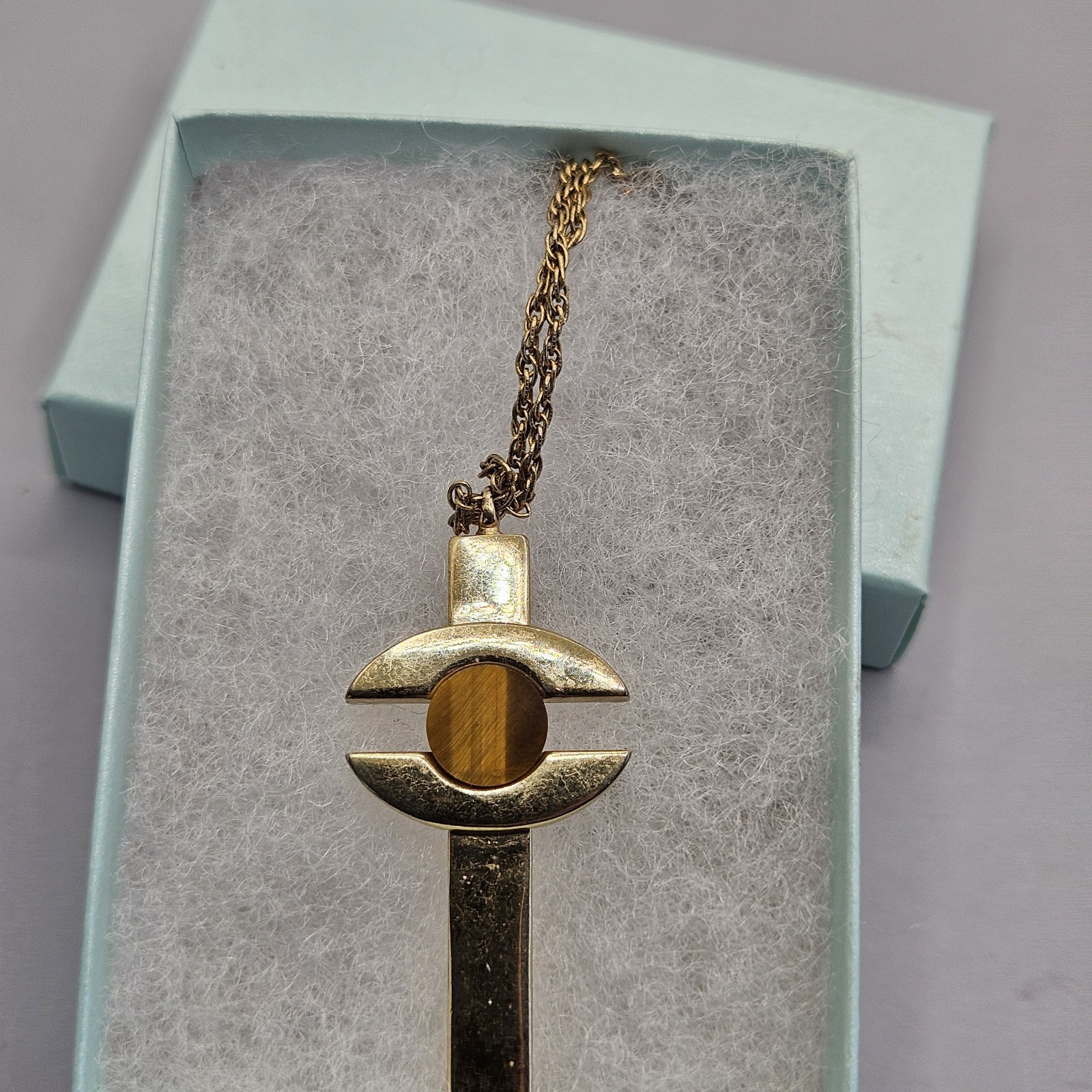 Vintage Whiting & Davis Pendant Necklace Tiger Eye Stone Mid Century MCM Gold19″