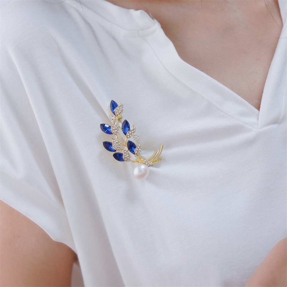 Women Vintage Blue Crystal Brooch Fashion Plant Flower Brooches Rhinestone Pins