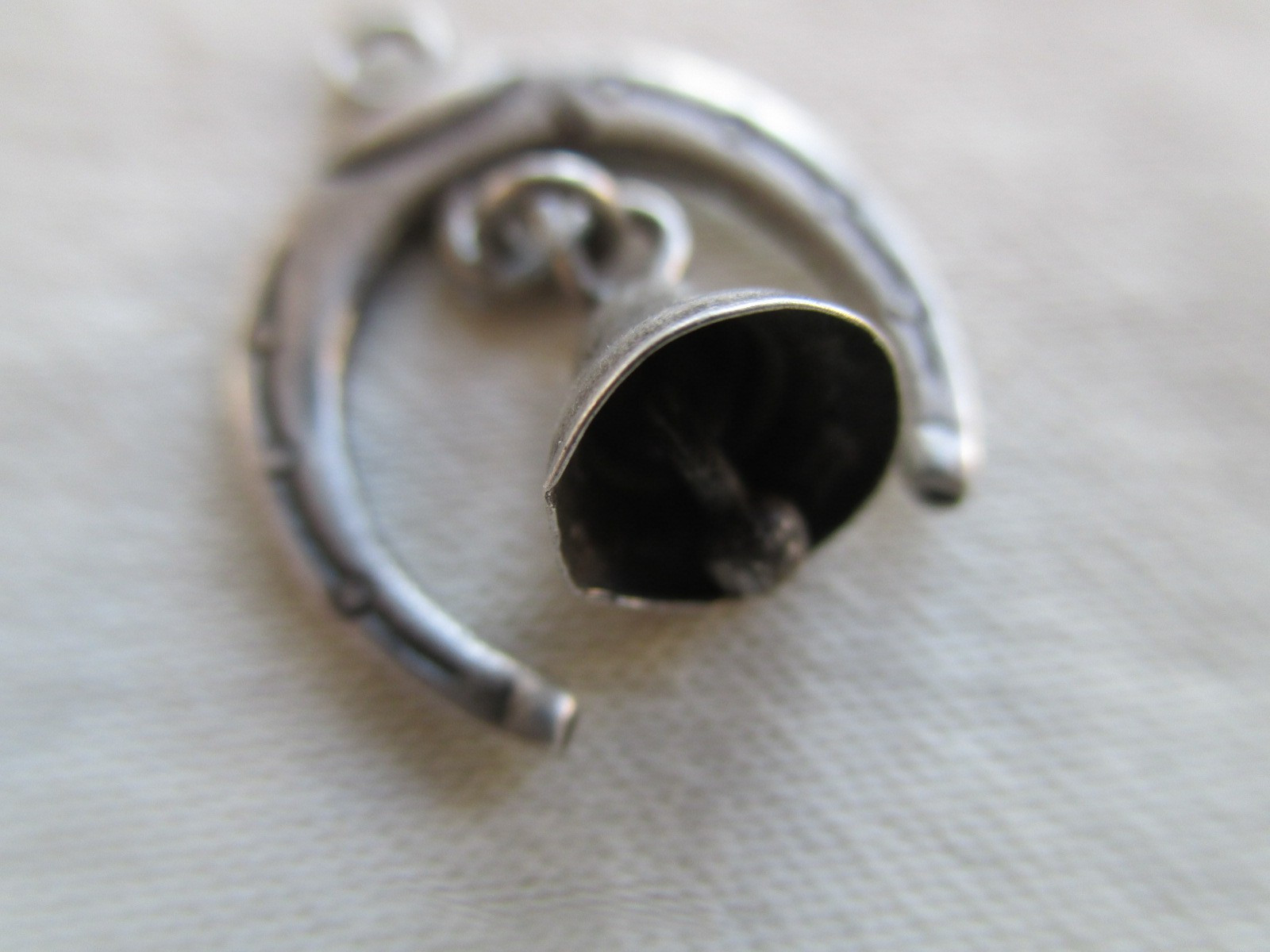 Vtg Sterling Charm Good Luck Horseshoe With Dangling Bell With Clapper