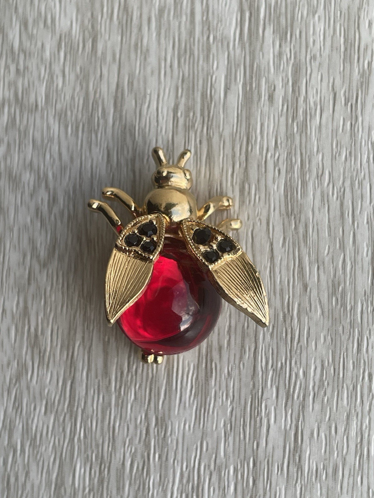 VTG Trifari Red Jelly Belly Trembler Wings Black Rhinestone Bug Bee Pin Brooch