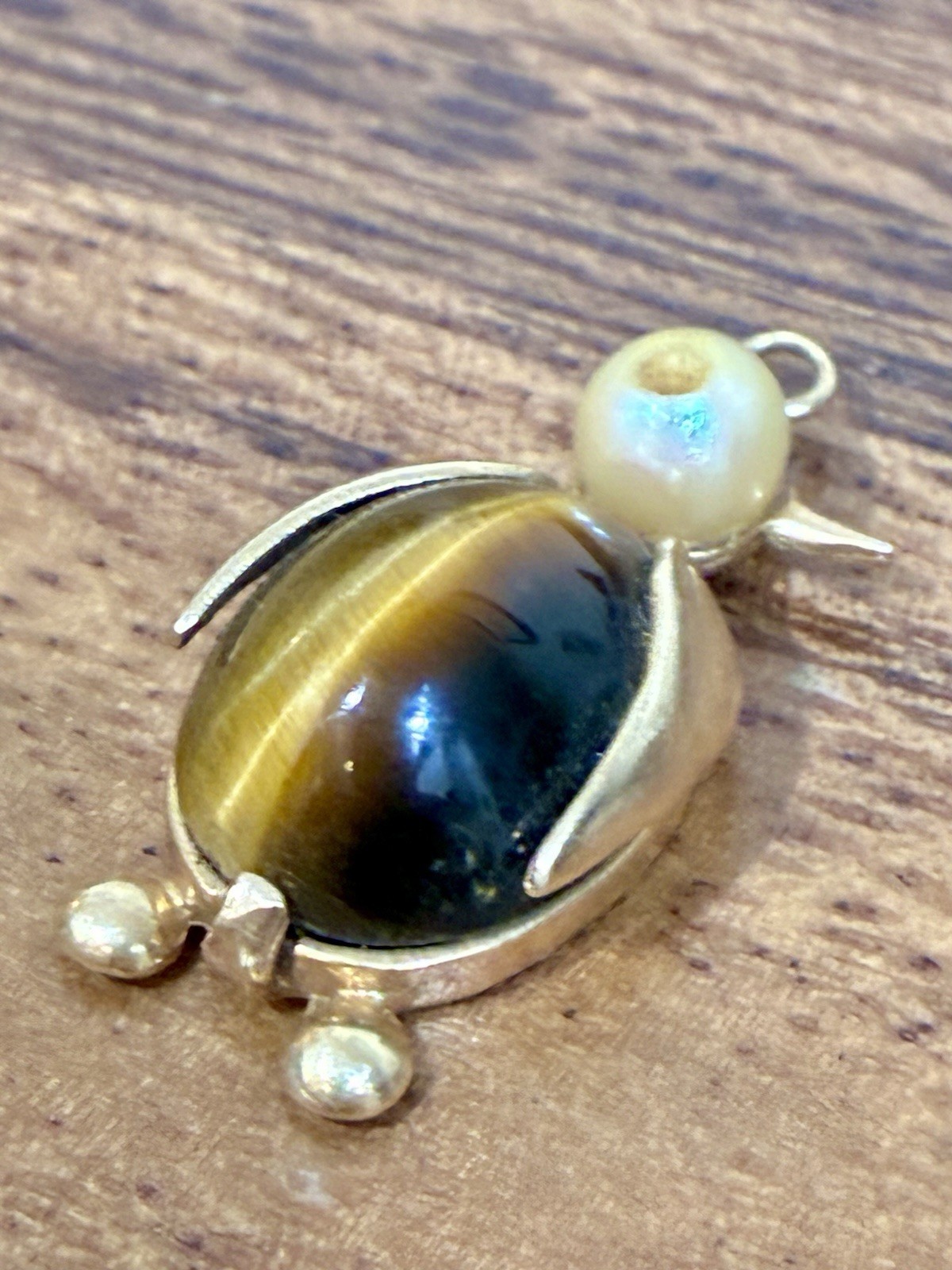 Vintage 10k Yellow Gold Penguin Tigers Eye Accent Pendant