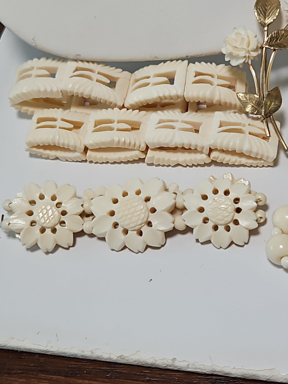 Vtg LOT Graduated Carved Rose Bead Elephant Necklaces Krememtz Rose Brooch ERs +