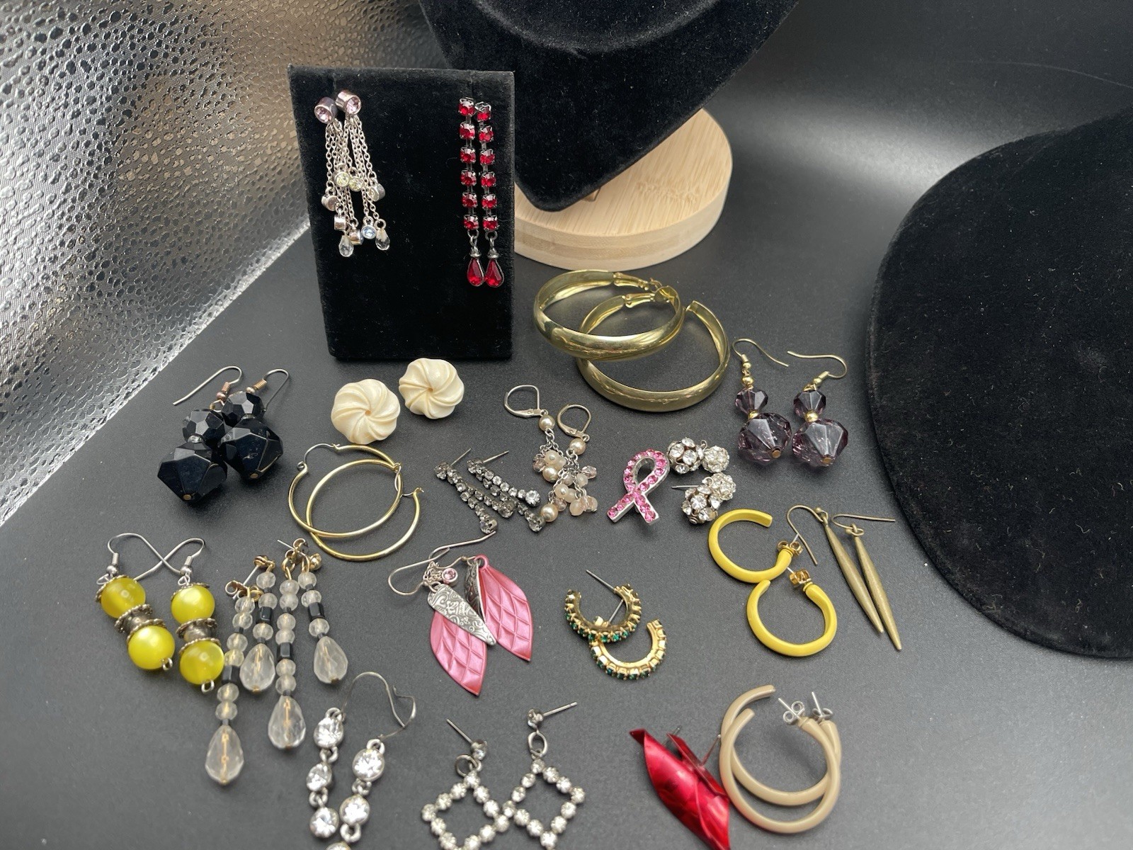 🔥 Vintage To MOD 20 Lot Earrings And Pin Sparkle, Enamel