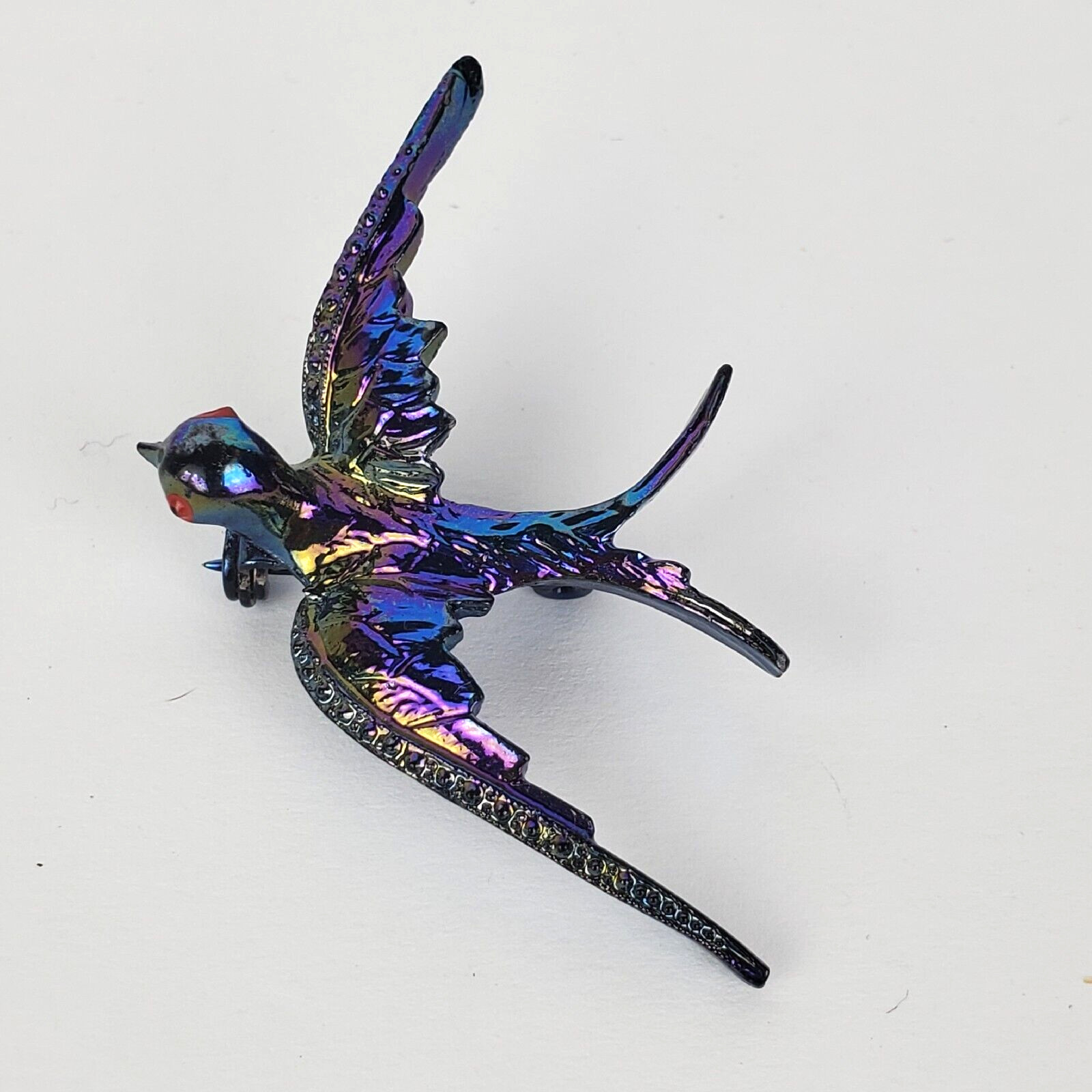 Vintage Gerry’s Iridescent Blue Purple w/ Gold Accents Red Eyes Bird Brooch Pin