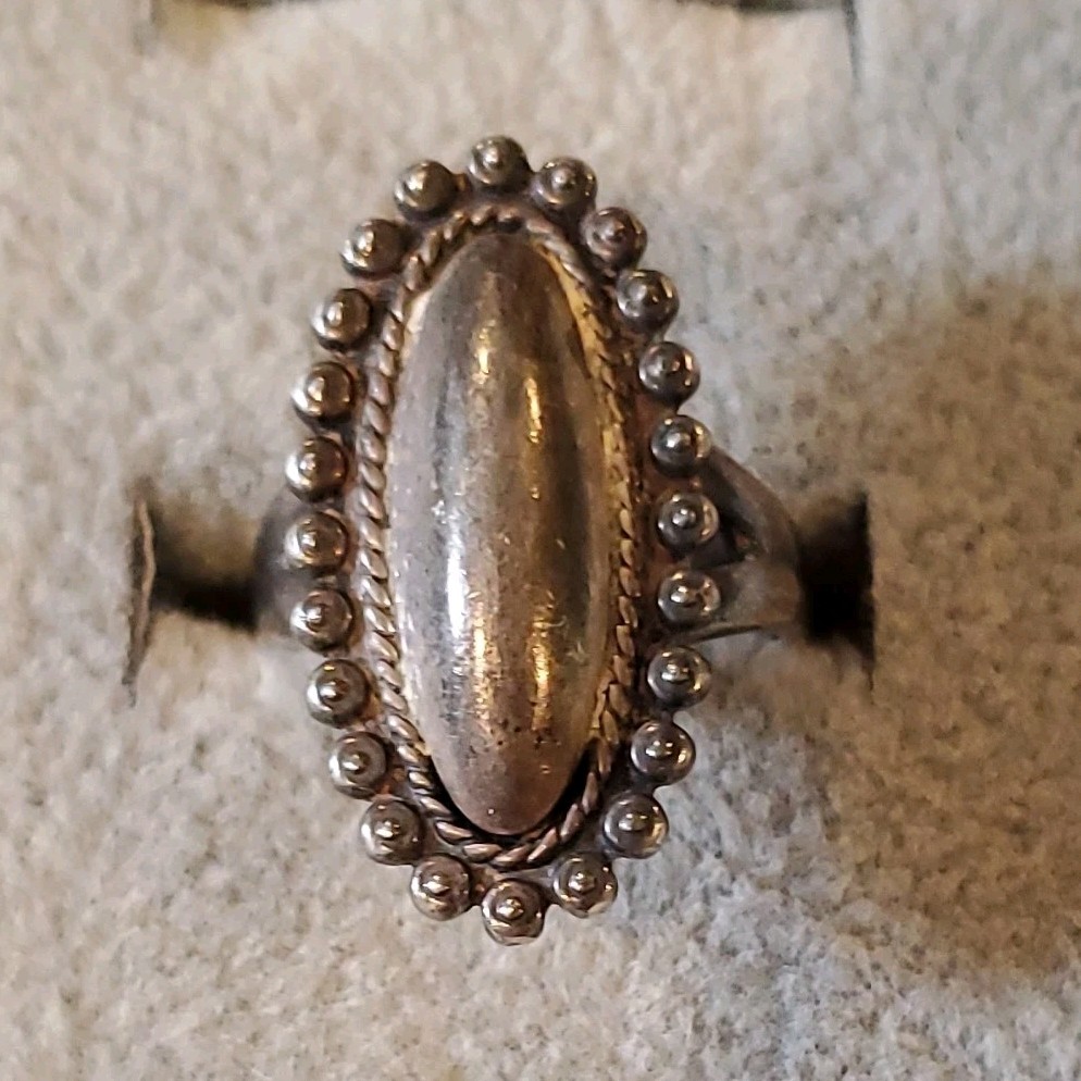 Vintage Silver Oval Bezel Ring Size 5.50 No Stone Metal Jewelry