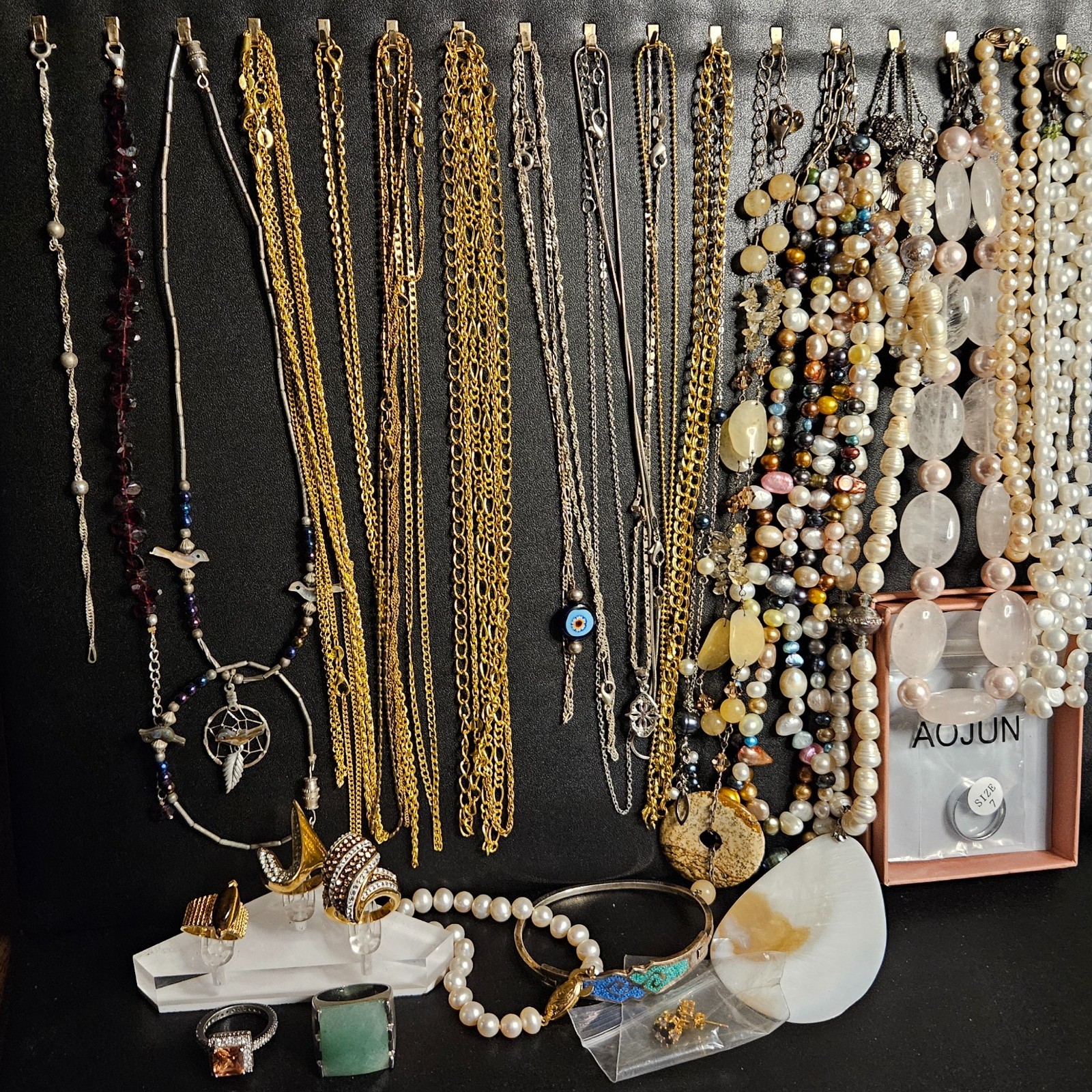 ​1lb Vintage to Modern Costume Jewelry Lot Estate Mix Wearable Pieces Mystery