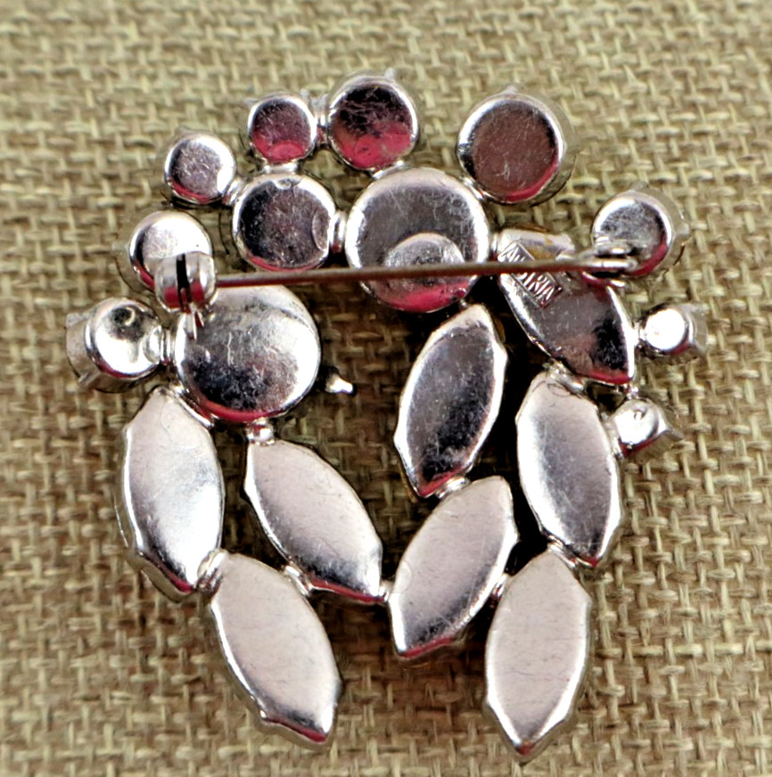 vintage Austria clear rhinestone brooch pin silver tone faceted crystals prongs