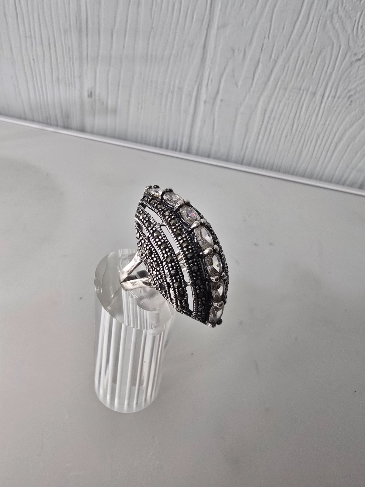 Vintage 925 Sterling Silver Marquesite Clear stone statement dome shiel ring TH