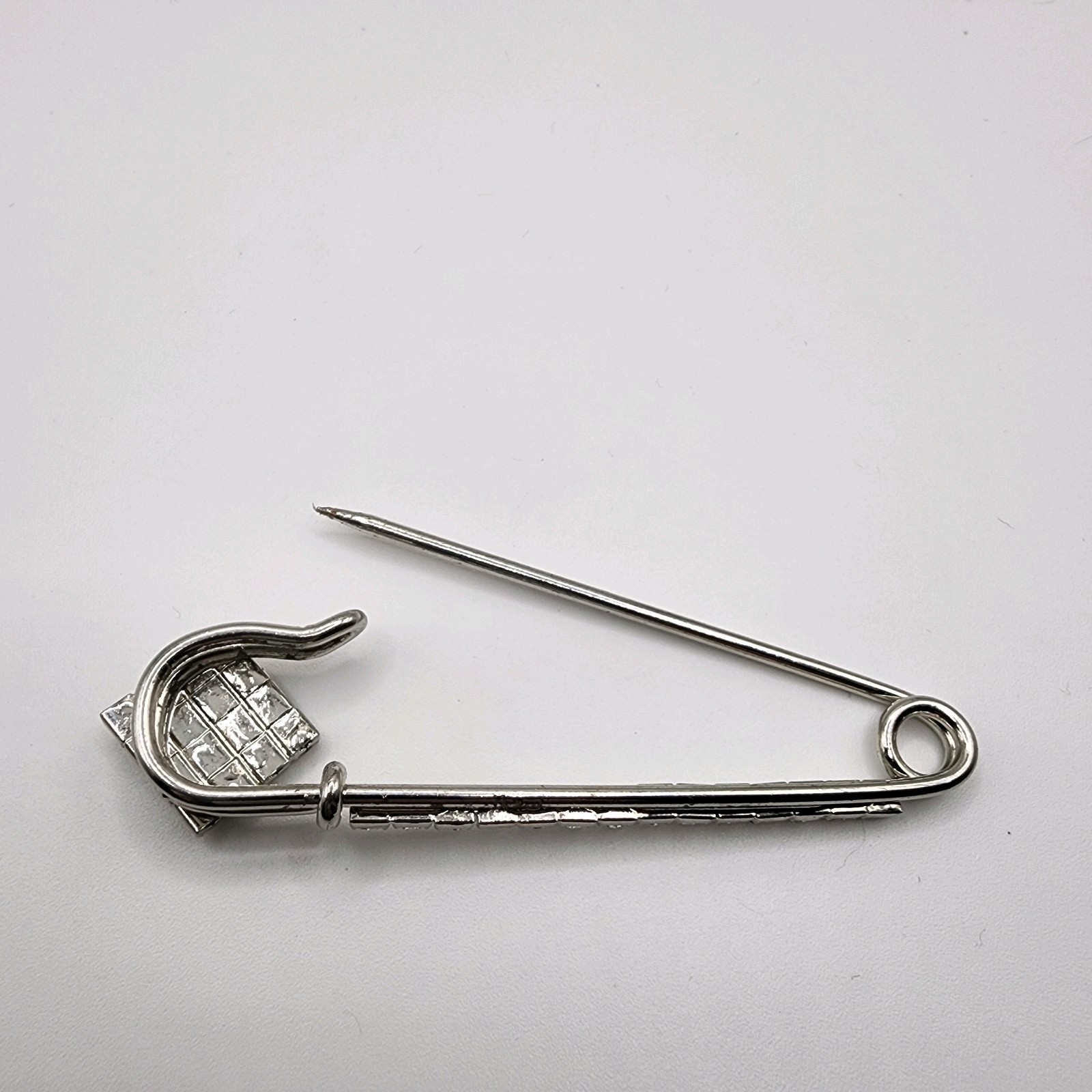 Square Diamond Shape Rhinestone Silver Tone Safety Pin Style Pin Brooch 3″ Long