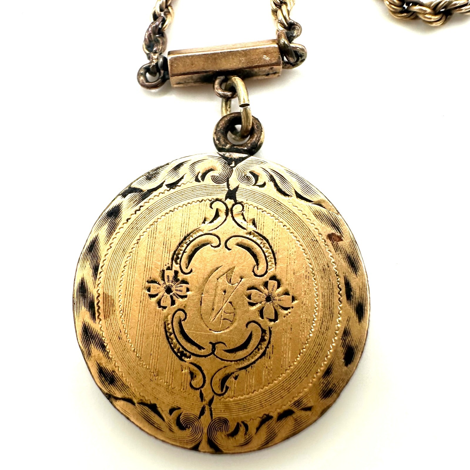 Antique Victorian gold filled twisted rope chain etched disc pendant necklace