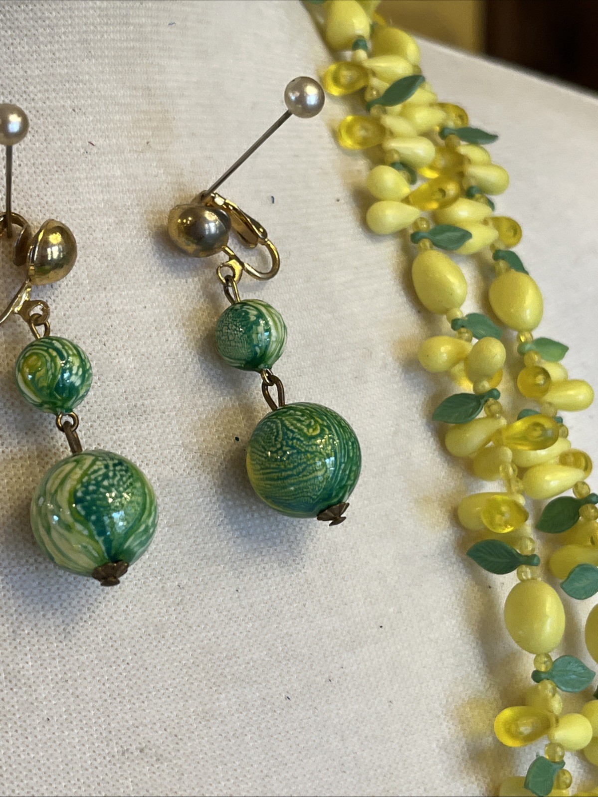 Vintage 2 Strand Tutti Fruity Lemon Necklace Czech Dangle Drop Clip Earrings Set