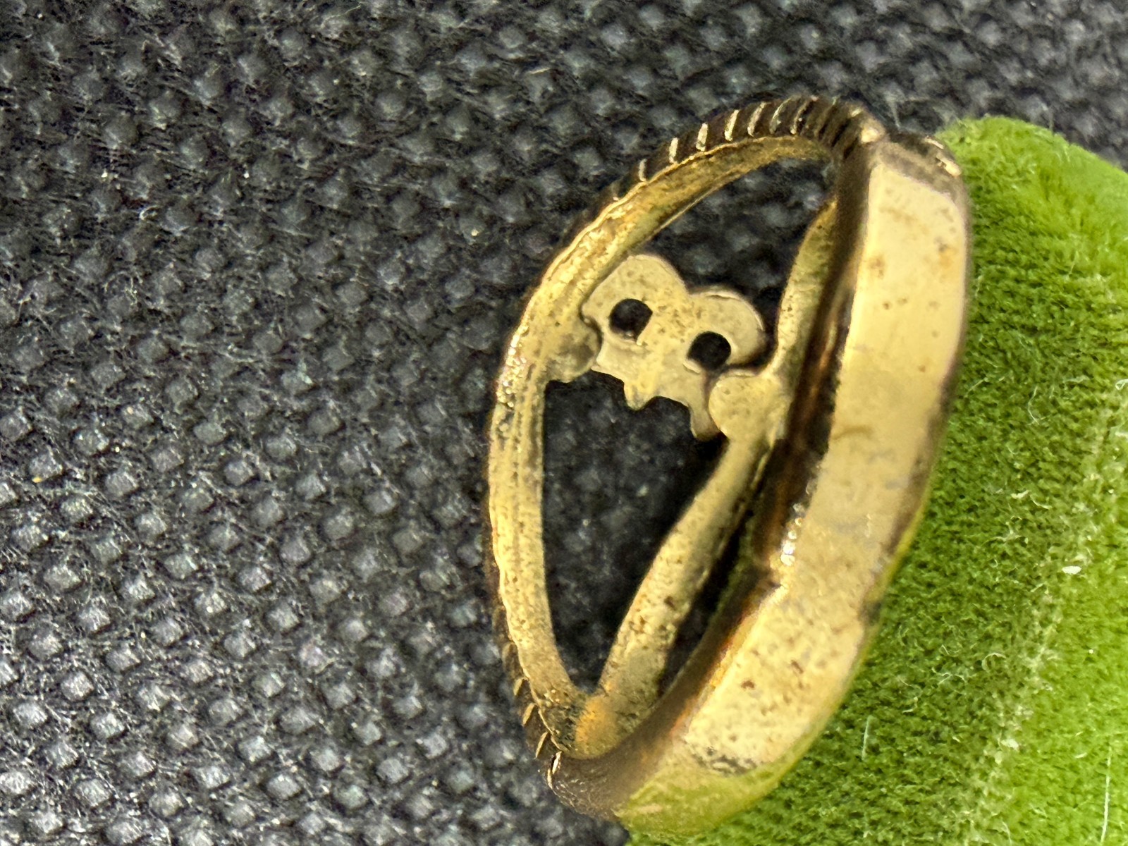 Vintage Gold Plated Monogram Signet “B” Ring Size 6 New Old Stock!