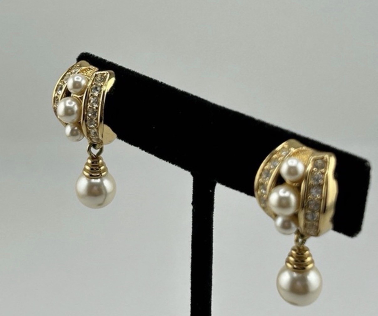 Signed Christian Dior Faux Pearl Rhinestone Gold Tone Clip On Earrings Old Stock