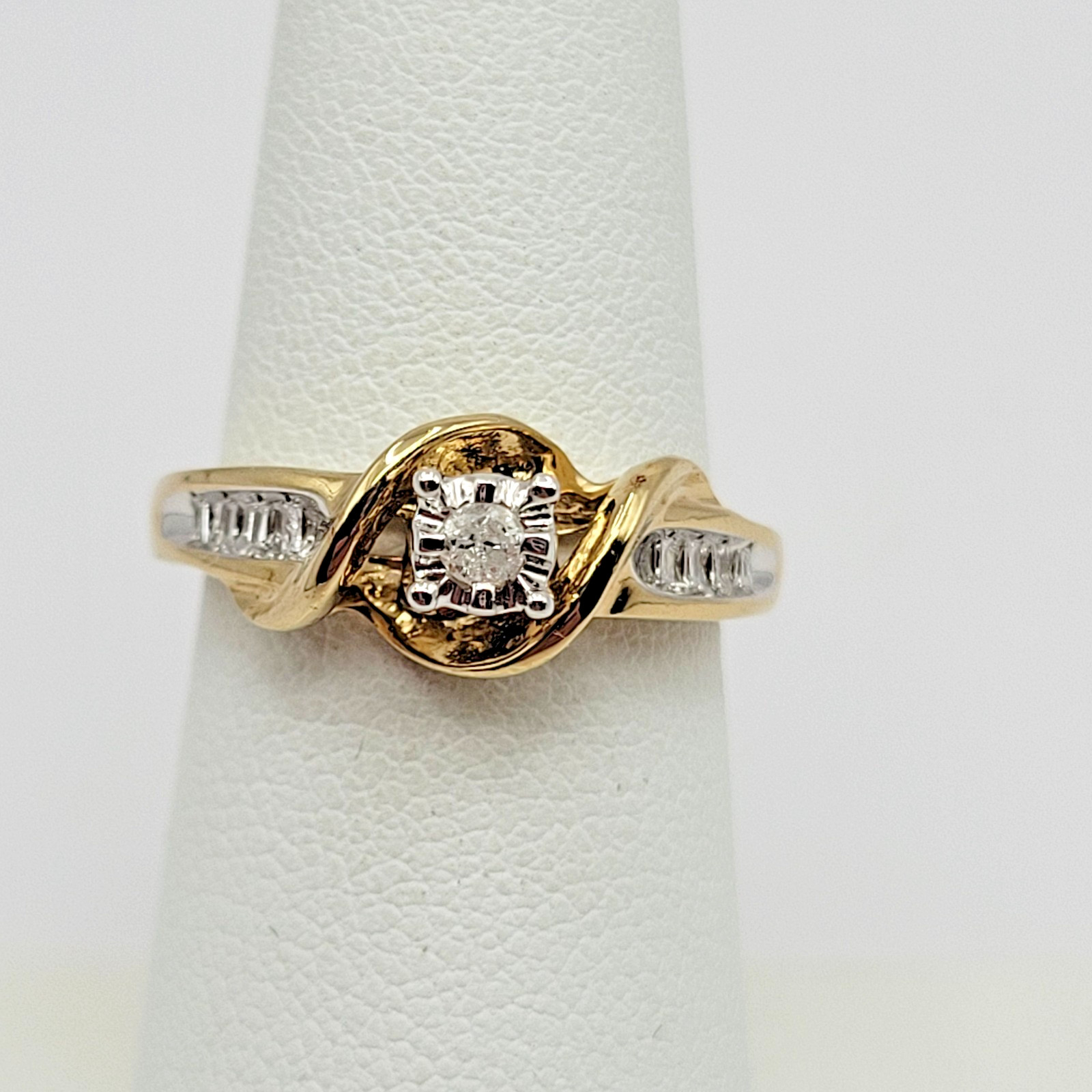 Vintage Estate Sterling Silver Genuine Diamond Engagement Ring ~ Size 6.75