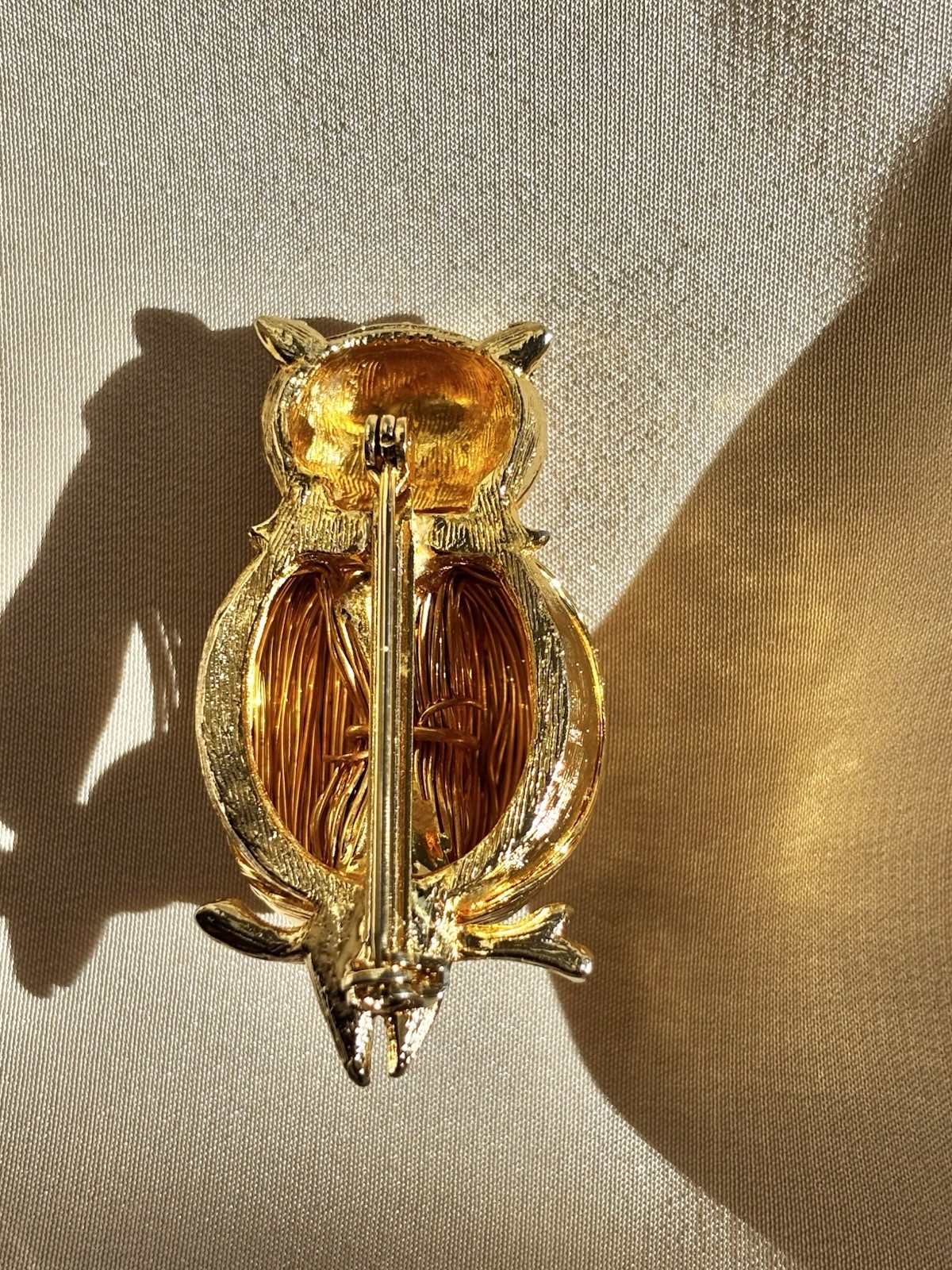 Vintage Gold Tone Owl Brooch Rare And Cute In Great Condition