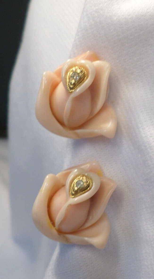 Vintage Pink Coral Color Acrylic Plastic Resin Flower Rose Crystal Clip Earrings
