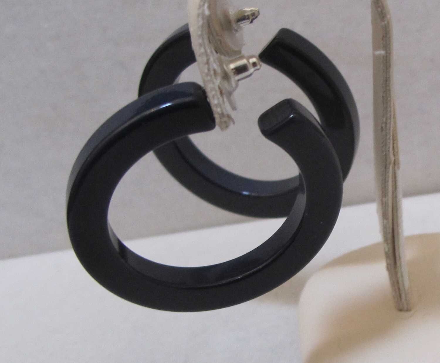 Vtg Very Dark Grey Near Black Plastic Hoop Earrings 1-3/4” Silver Tone Posts
