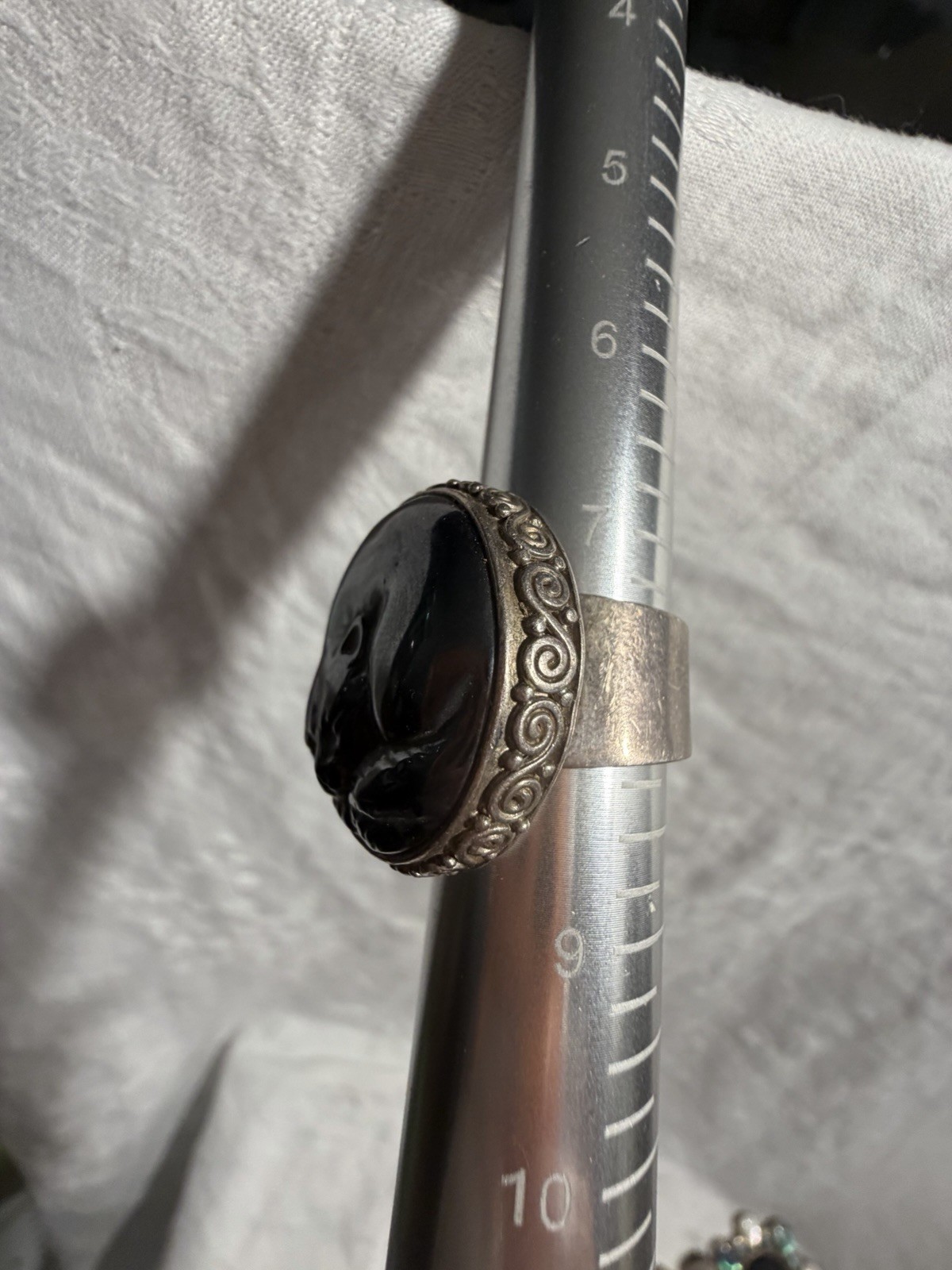 Vintage Silver 925 Sajen Size 8 Hematite Carved Sleeping Cat Ring