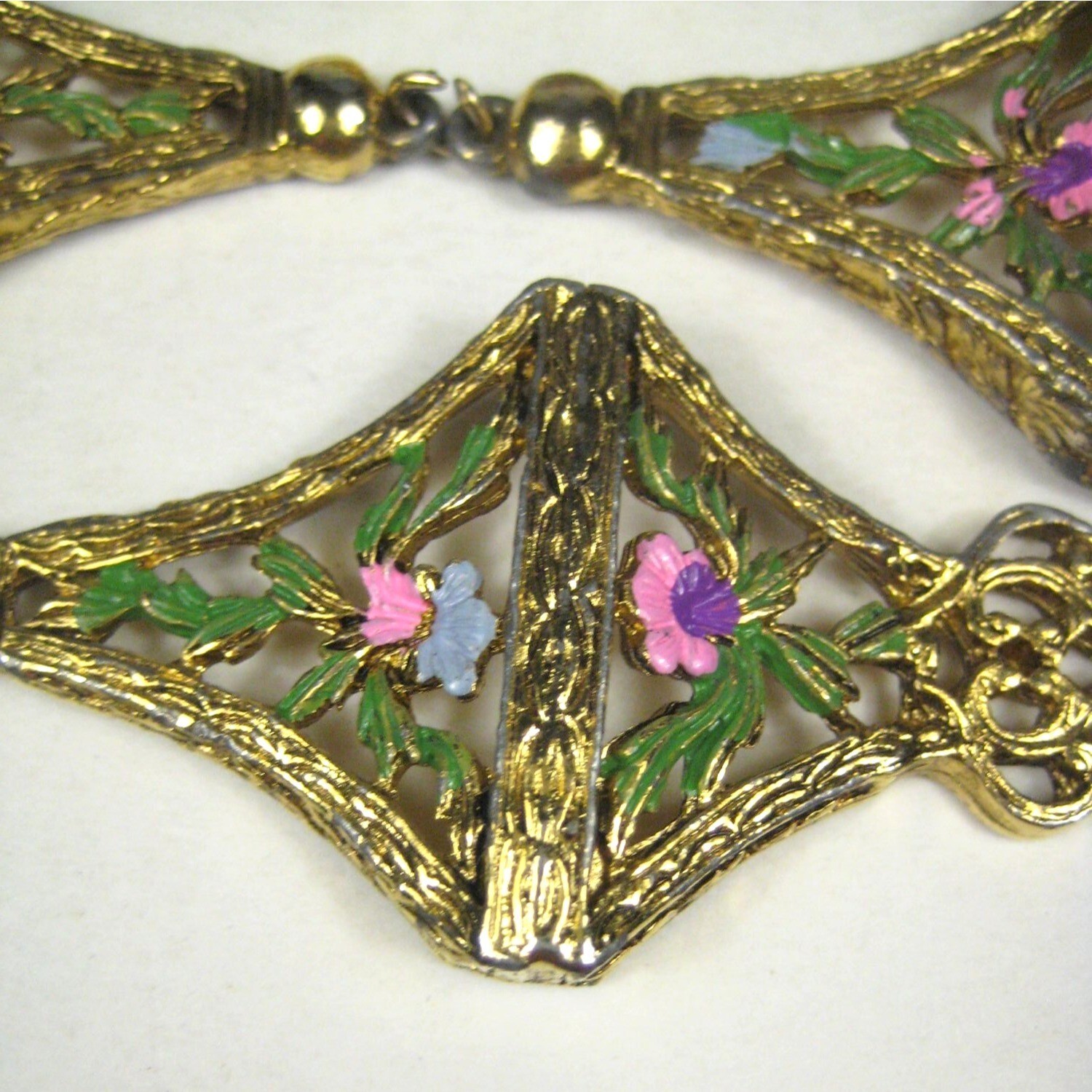 Enamel Floral Dangle Pendant Necklace 21 in Goldtone Multi Strand Chain Vintage