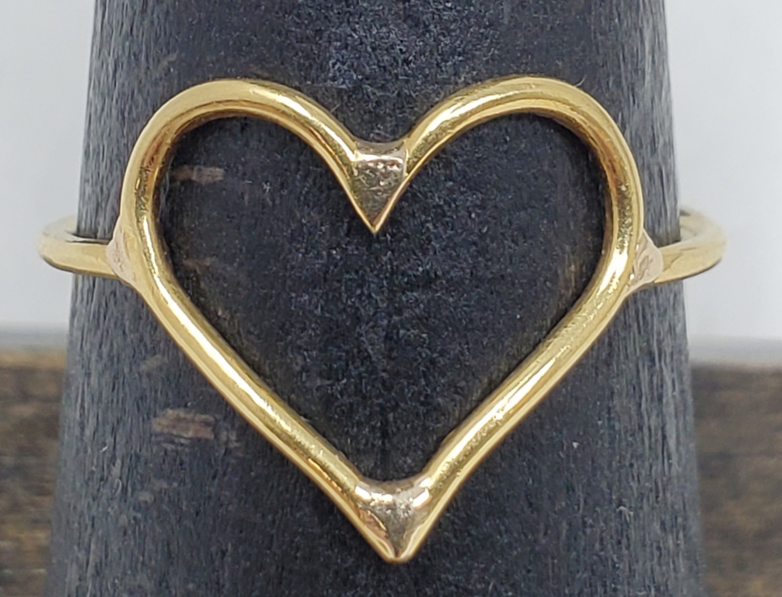 VINTAGE 14K SIGNED HEART RING 7.75
