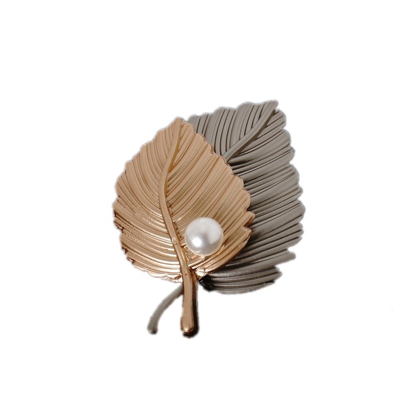 2PCS Simple Metal Leaf Brooch Versatile Unisex Pin Ideal As An Office Accessory