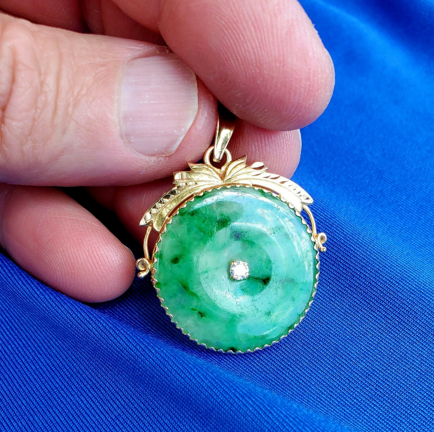 EARTH MINED Green Jadeite JADE DIAMOND Vintage Deco Pendant 14K GOLD Medallion