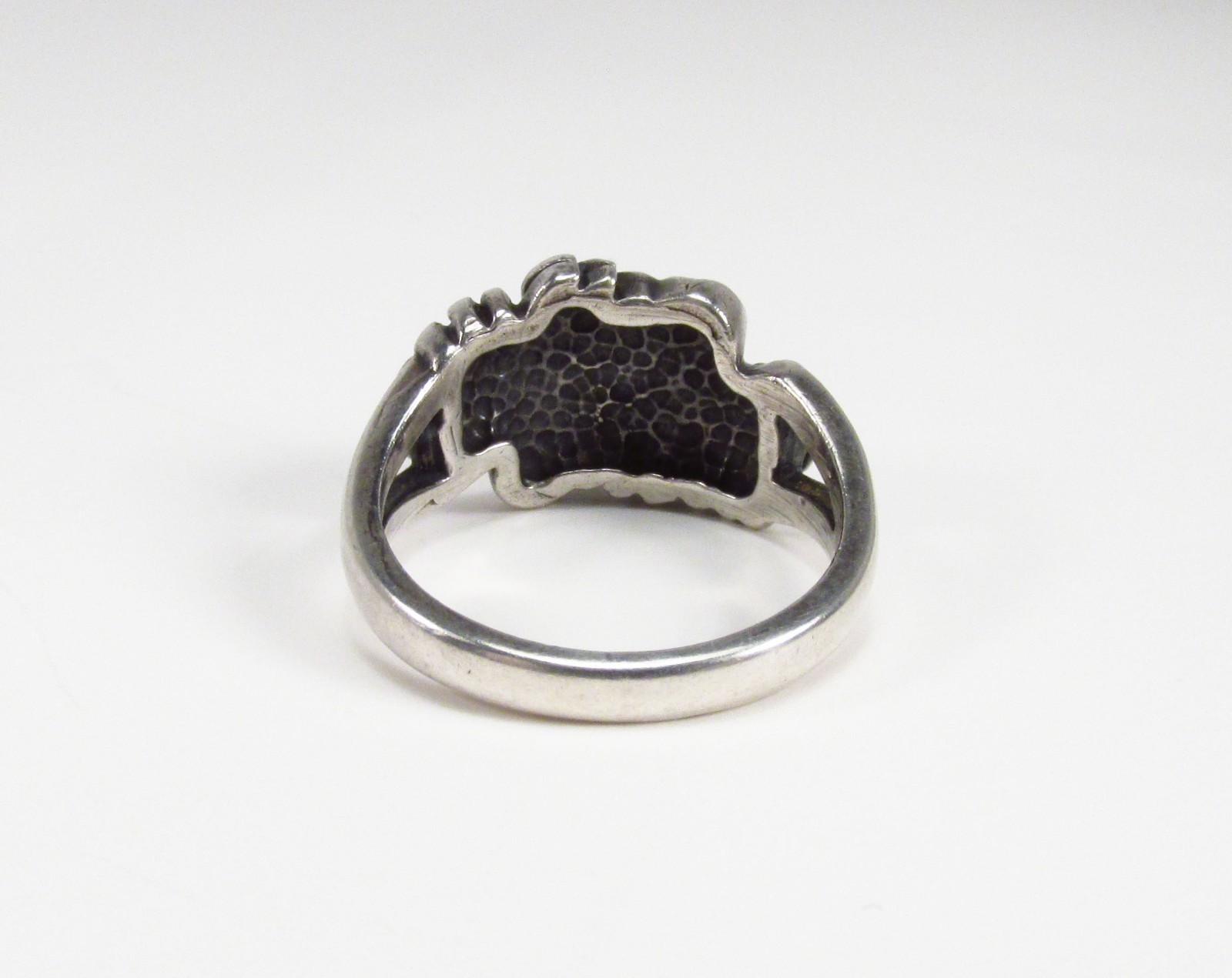 Vintage 1990s Wheeler Mfg. Co. USA Sterling Silver Grape Leaves Band Ring Sz 6.5