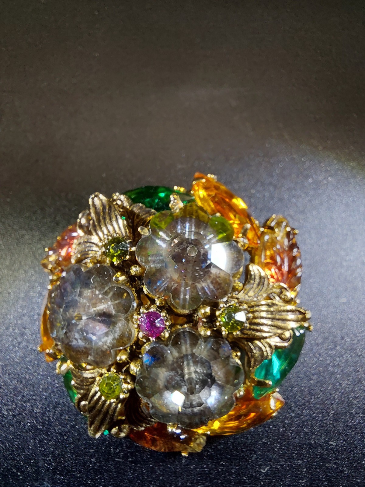 Vtg. JULIANA (Delizza & Elster) Domed Crystal Brooch- 1-5/8″ Dia.- Gorgeous!