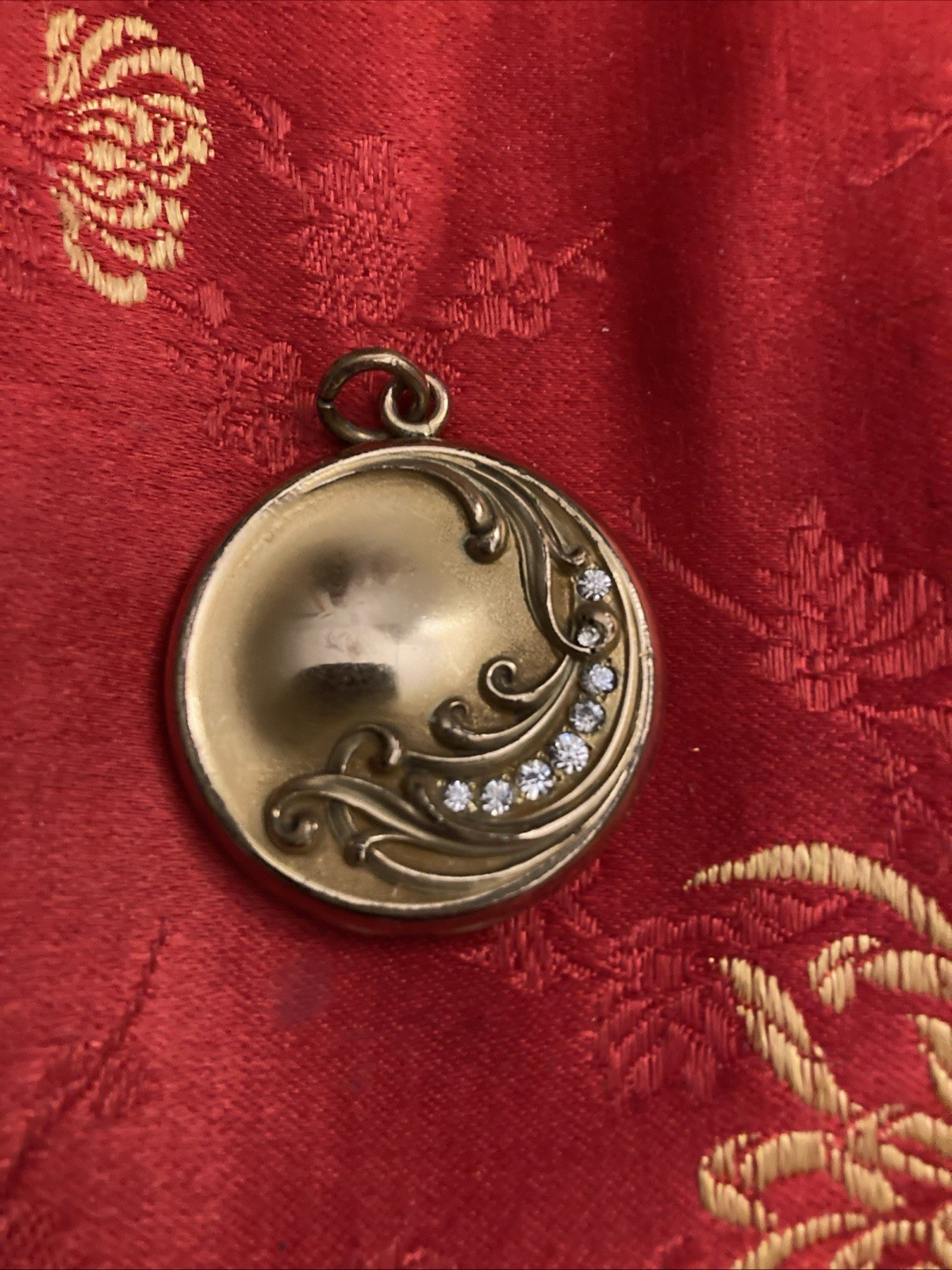 Victorian Gold Locket, Previously Owned. 1 WWII snapshot of A Navy Corpsman