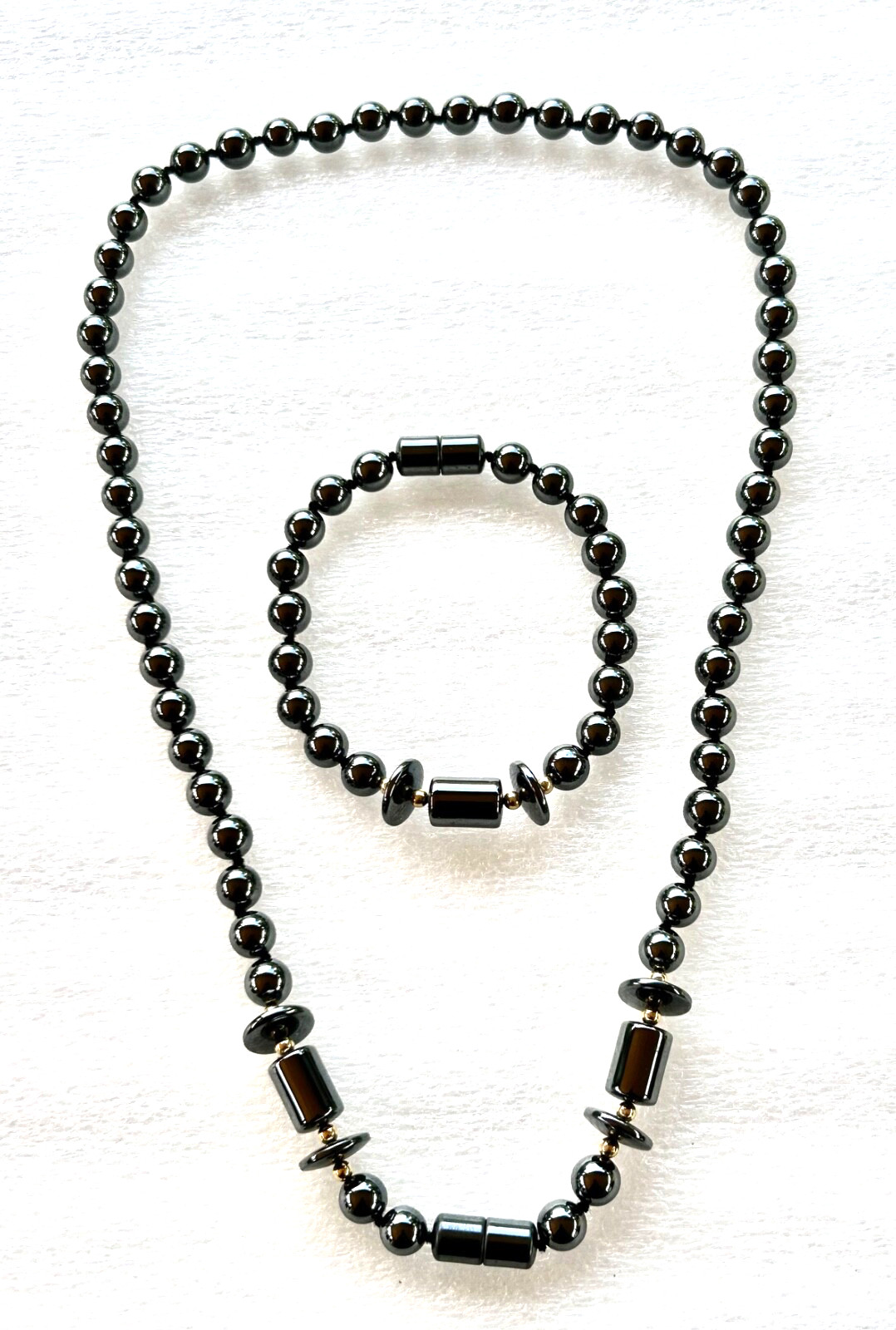 VINTAGE SET HEMATITE STONE BEADED 23″ NECKLACE & 8.25″ BRACELET – HAND KNOTTED