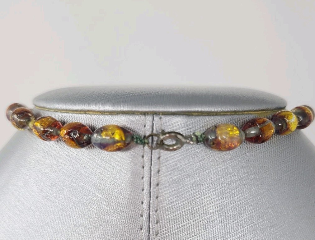Antique Venetian Opalescent Gold Foil Oval Beaded Graduated Necklace