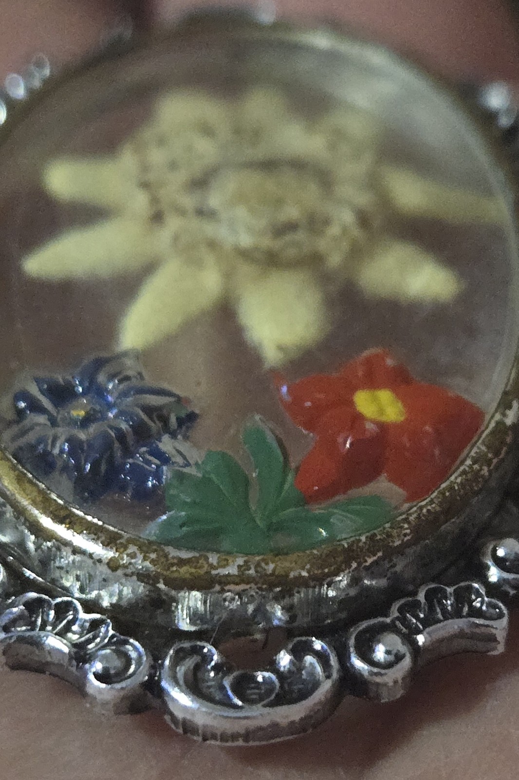 Antique Victorian Encapsulated EDELWEISS Flower Pendant Signed WEST GERMANY