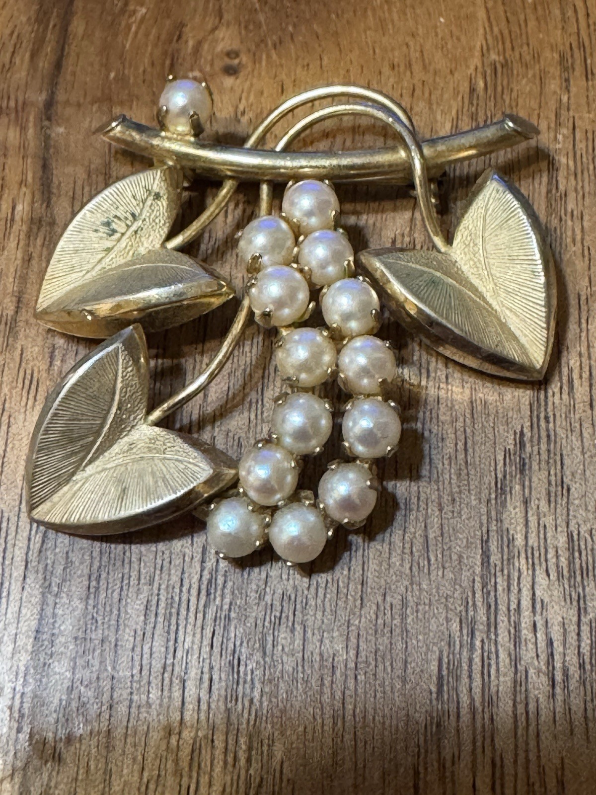 Vintage 1/20th 12K Gold Filled IPS 2” Vining Leaf Pin Brooch w/14 Pearls~6 Grams