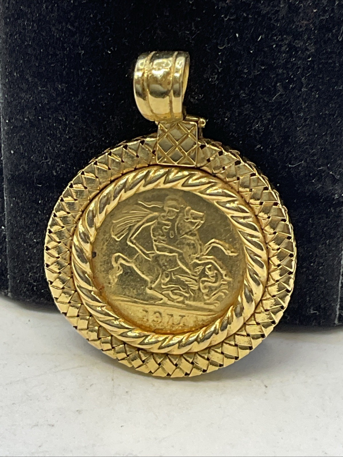 1911 GREAT BRITAIN KING GEORGE GOLD COIN in 21K Frame & Lock CUSTOMIZED CHARM