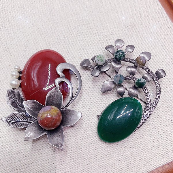 20PCS Elegant Aesthetic Mystic Brooch Random Mixed Natural Stone Jewelry Lot