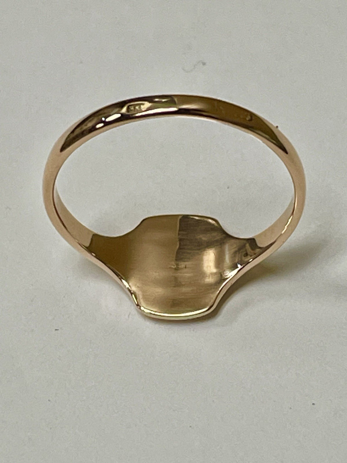 USSR Soviet-era signet ring Sz. 7.75 crafted in Solid 14K (583) gold