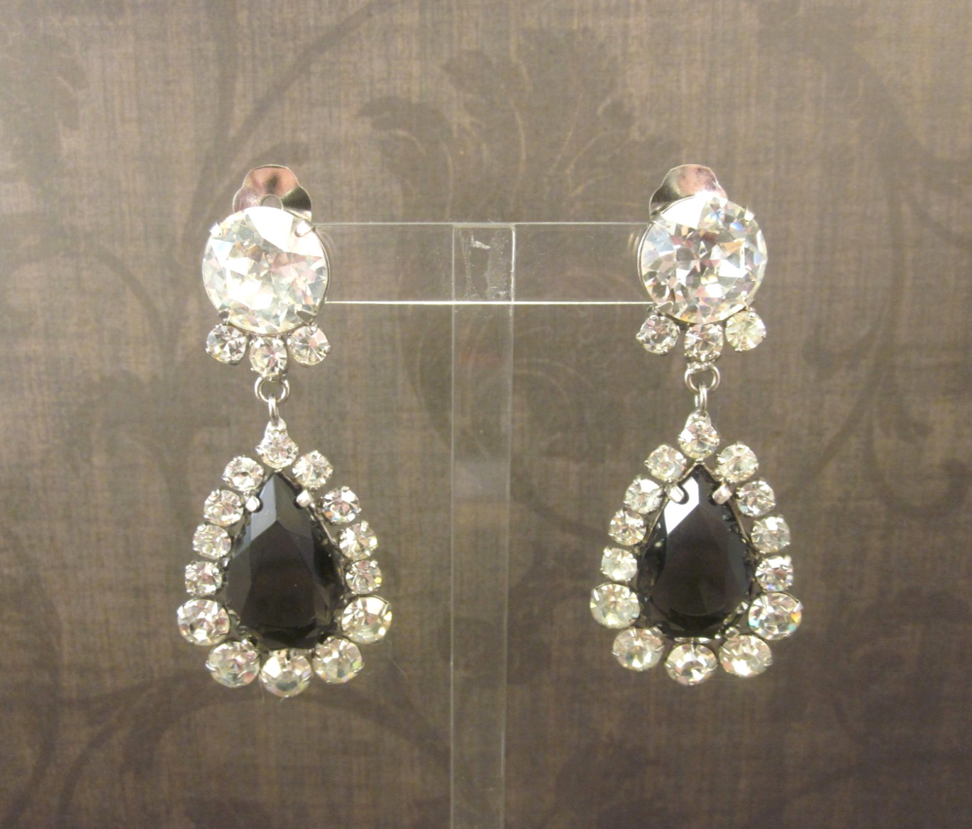 VTG Signed Schreiner New York Dangle Clip-On Earrings-Gray/Black & Clear Stones