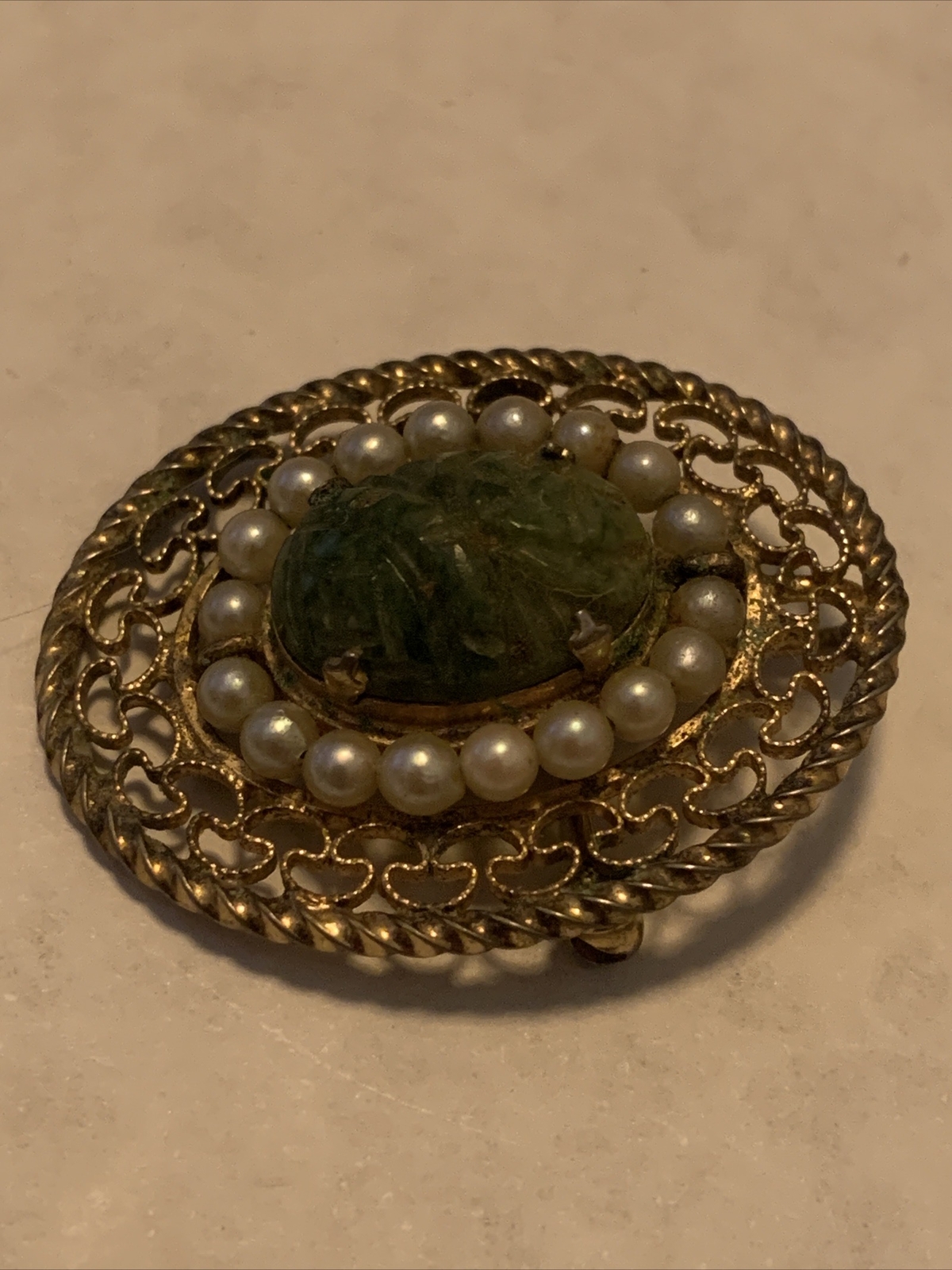 Signed Burt Cassell 1/20th 12k Yellow Gold Filled Jade Filagree Brooch Pendant