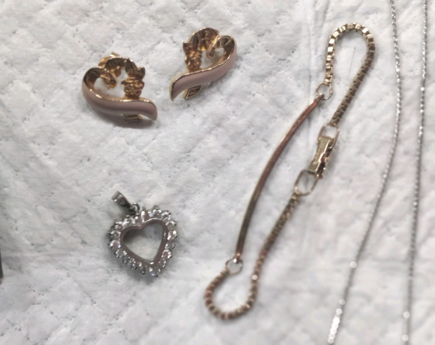 9 Piece Avon Jewelry Lot – Vintage