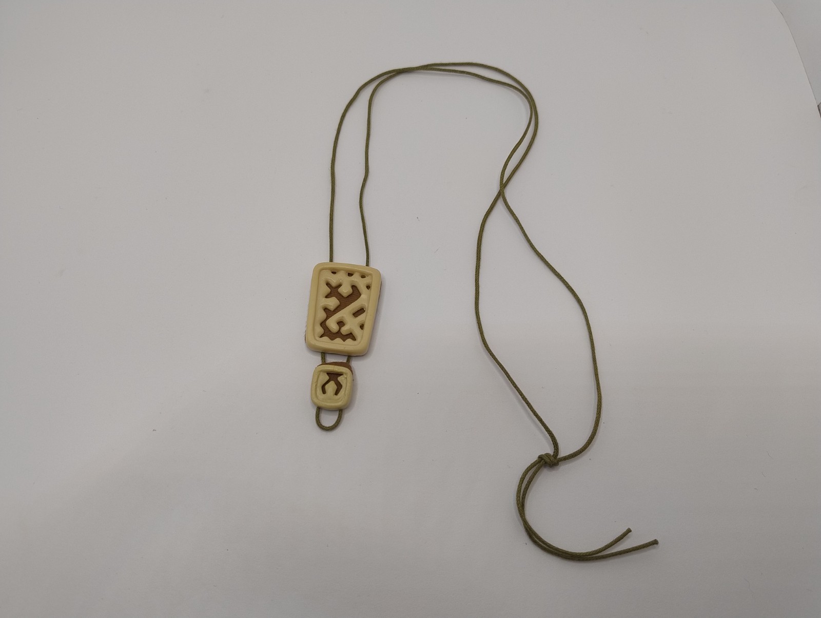Soviet Vintage Kids Amulet Pendant Adjustable 70s 80s Plastic Bolo Tie USSR Rare