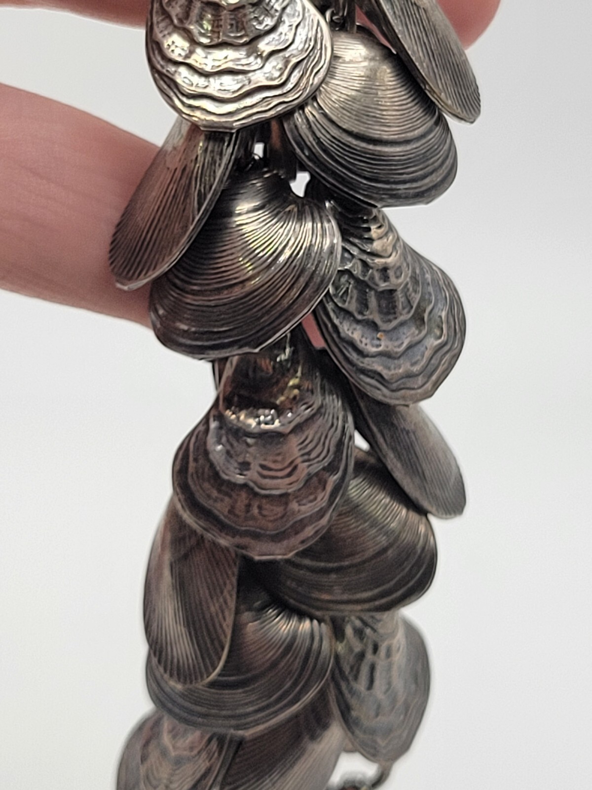 AS IS VINTAGE NAPIER EUGENE BARTOLLI SEASHELL CHARM BRACELET SILVER TONE