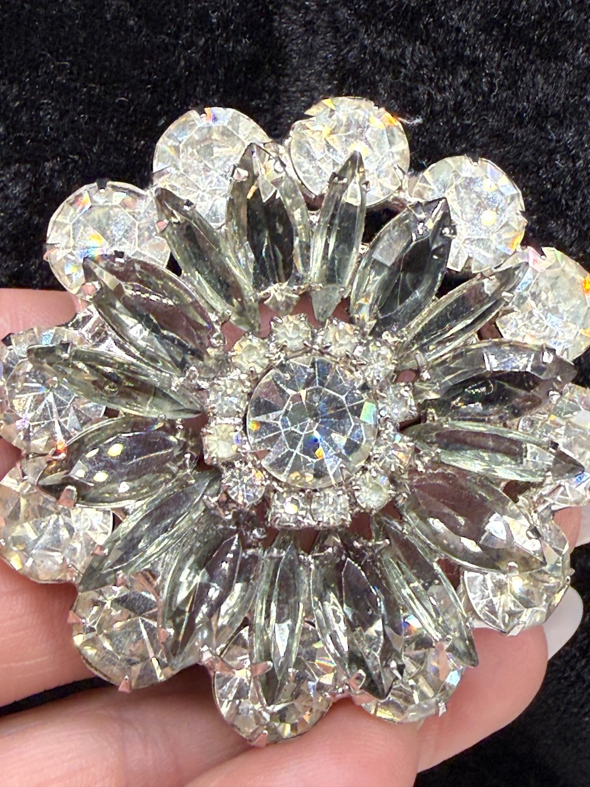 Vintage Verified Juliana Rhinestone Brooch Immaculate Sparkle Smokey #1827