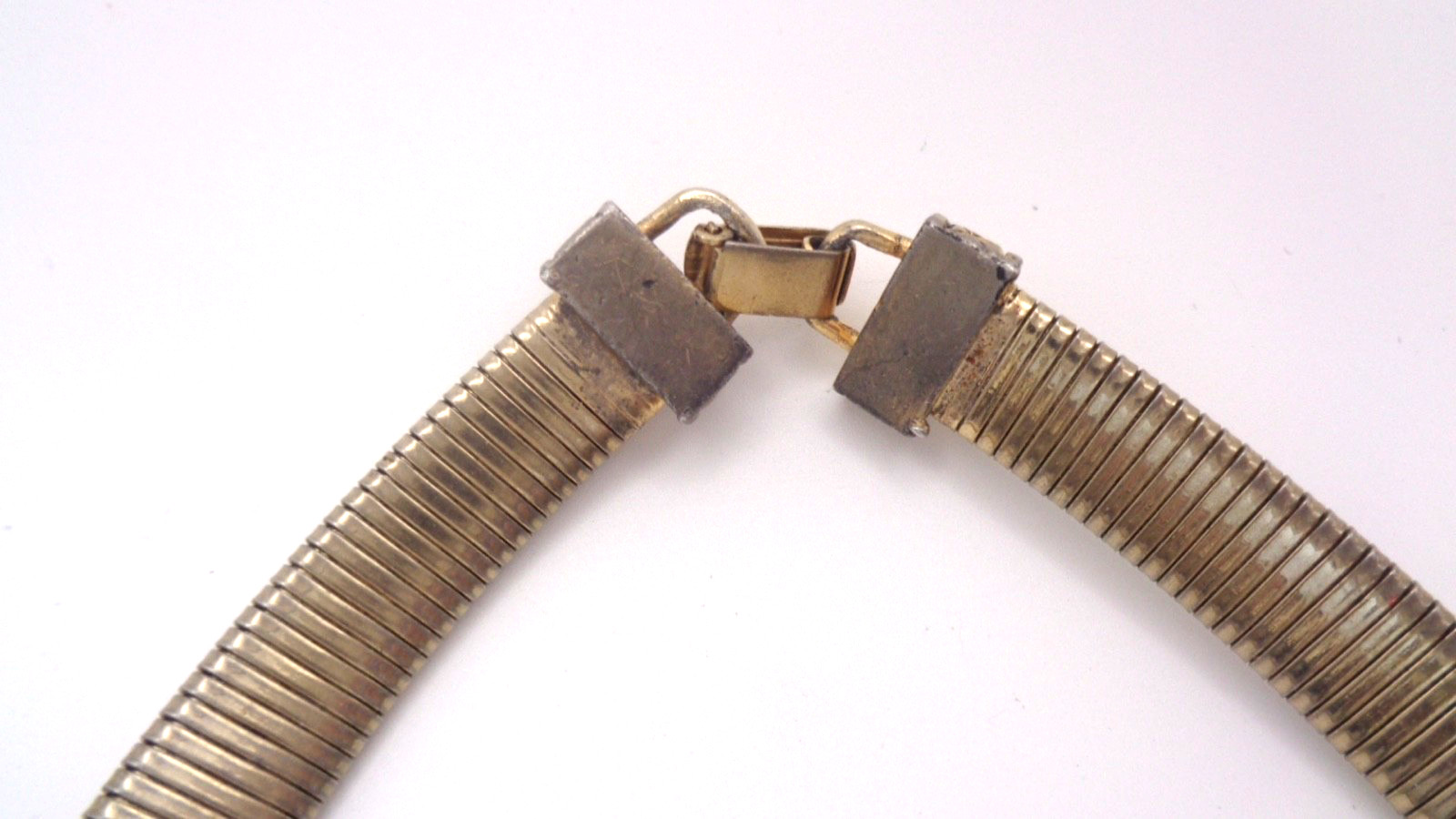 Fabulous Vintage Gold Tone Omega Double Rhinestone Snake Head Necklace