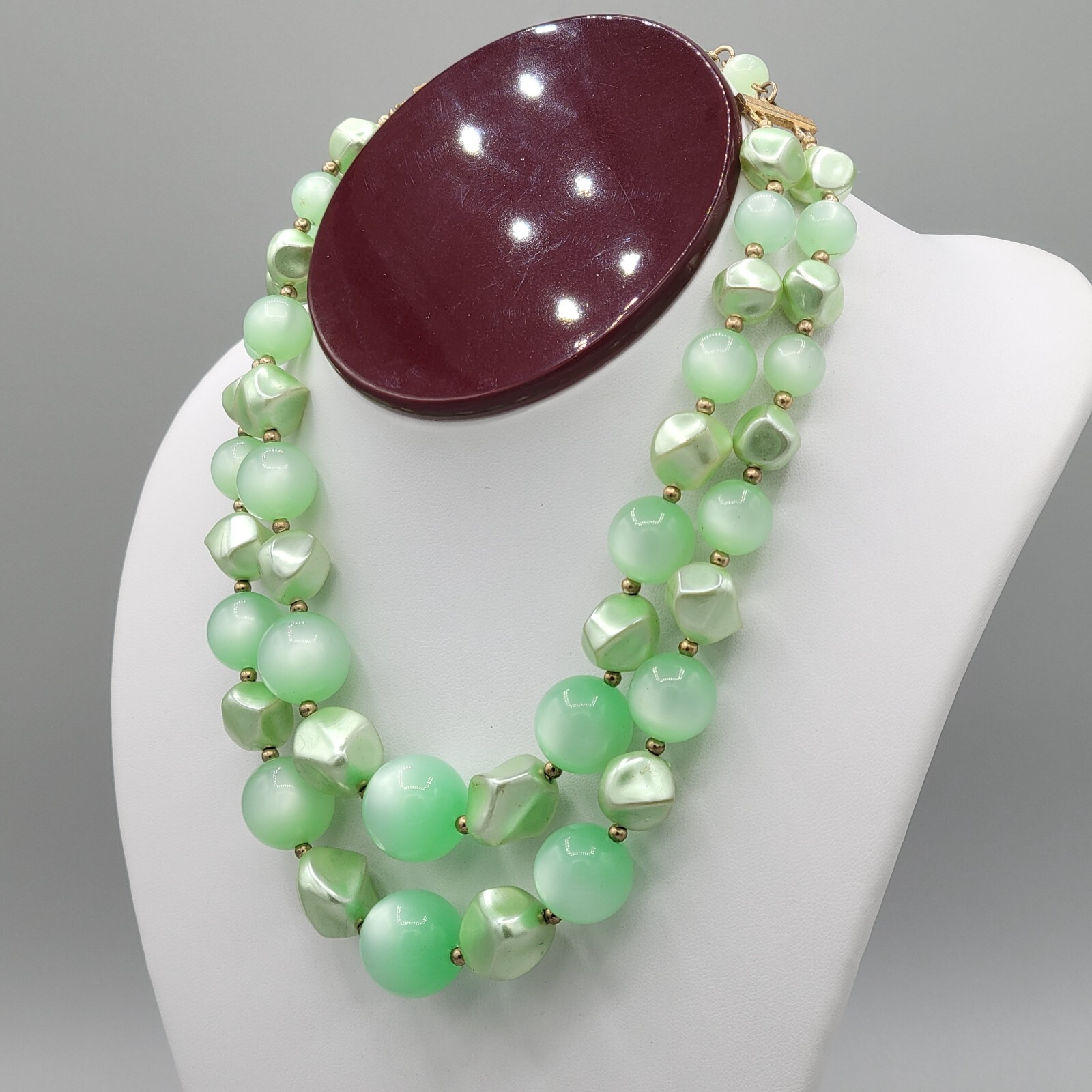 Coro Signed Womens Green 2 Strand Graduated Beaded Choker Necklace 12 in Vintage