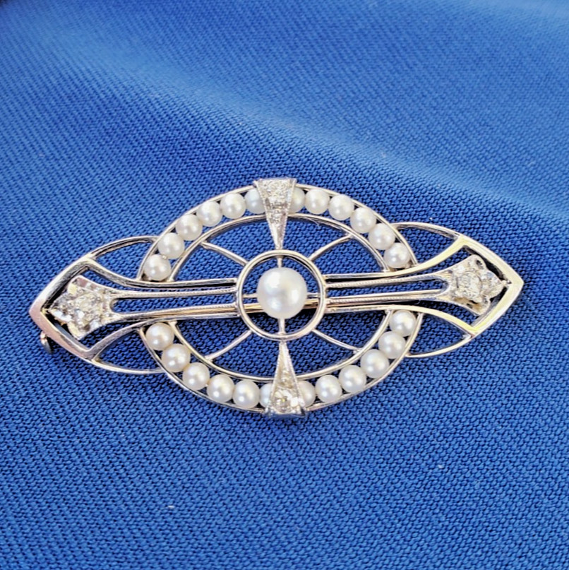 Original EARTH MINED DIAMOND Deco Brooch Gatsby era Vintage Pearl SOLID 14K GOLD