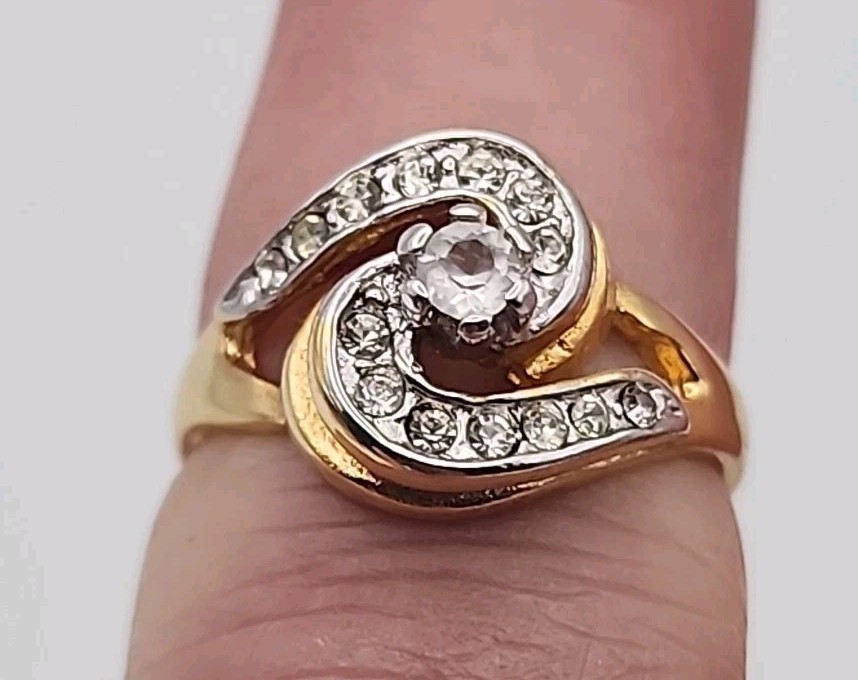 18KT HGE Yellow Gold Plated Swirl CZ Accent Cocktail Engagement Vintage Ring…