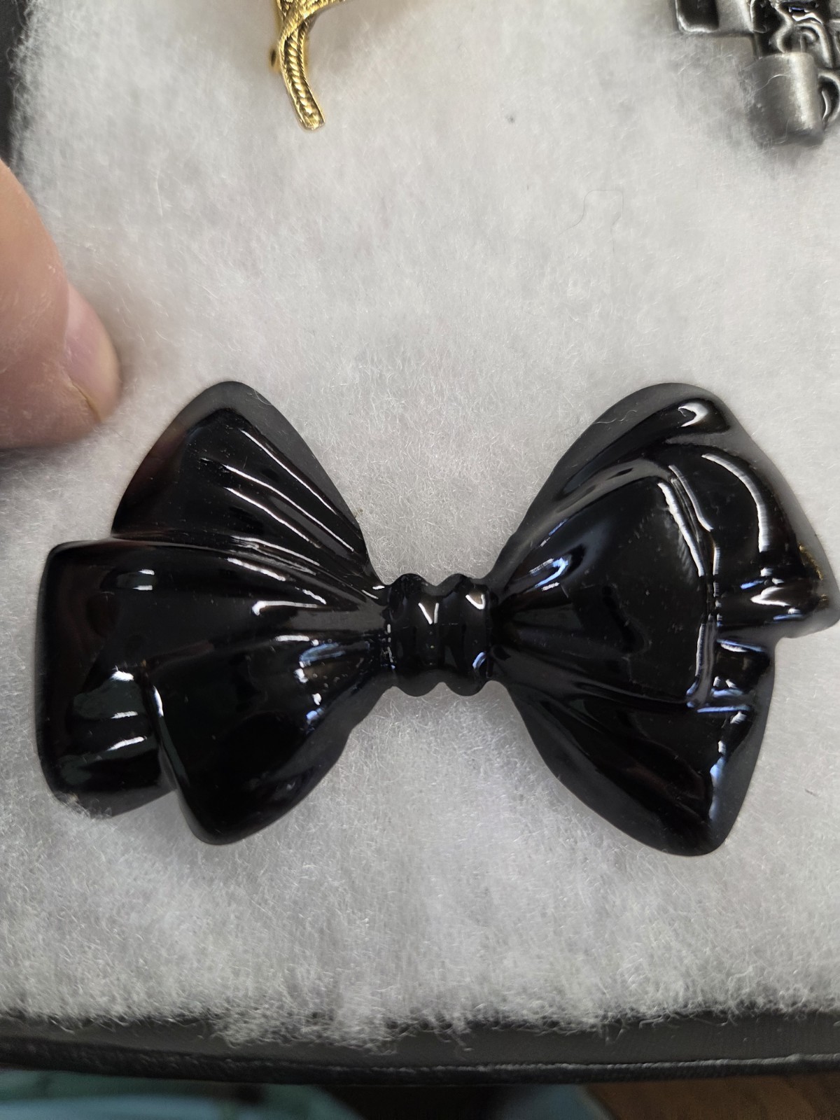 Vtg black enamel metal huge Bow Pin