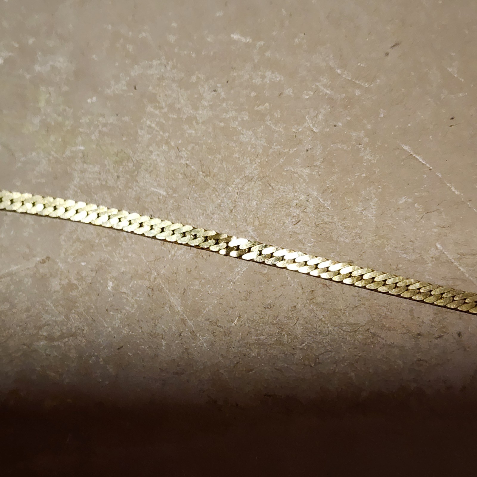 Vintage AVON Gold Tone Necklace Flat Snake Chain 30″ Inches Long Retro Jewelry