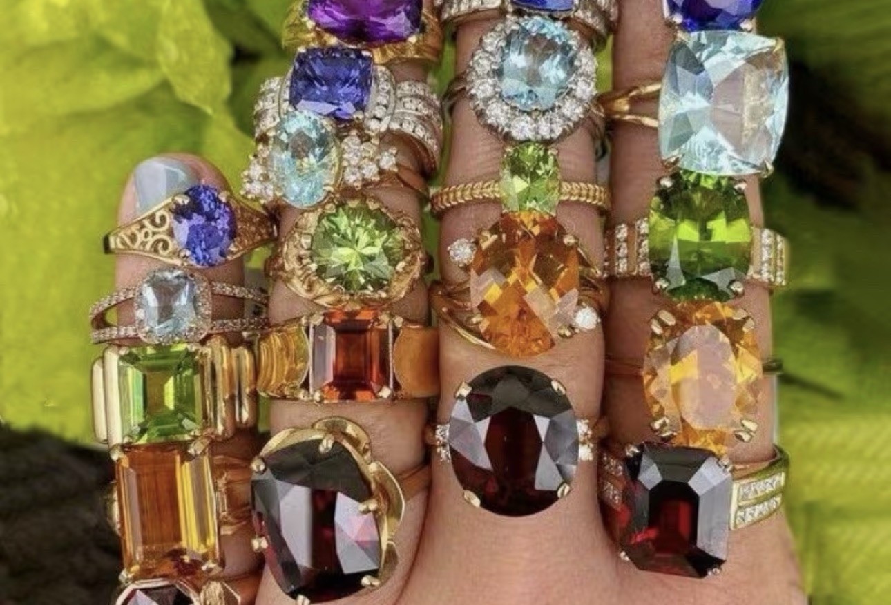 Beautiful Assorted Cut Glass Gold Tone Ring Set Of 10 Lot See Photos For Sizes